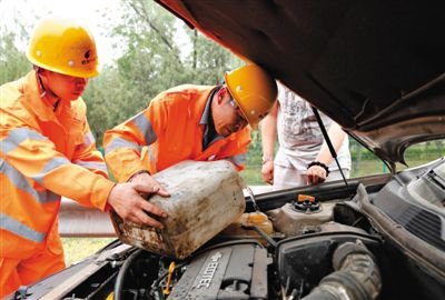 乌拉特中旗吴江道路救援