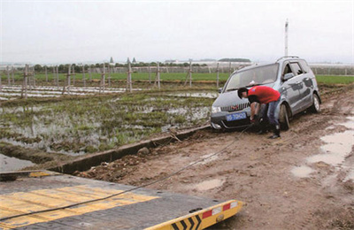 乌拉特中旗抚顺道路救援